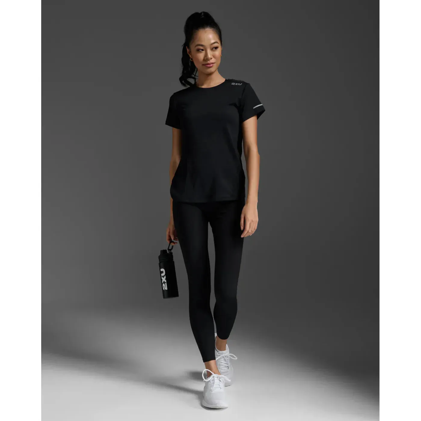 2XU - Women's Aero Tee - Black/Silver Reflective